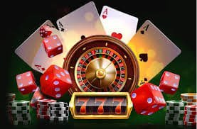 Dealer gacor 889 membagikan kartu Sakong dengan profesional di studio